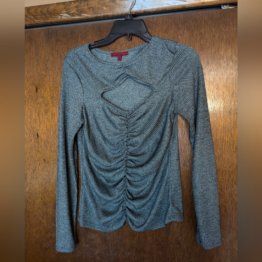 Women's cut out top